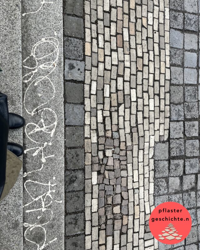 Im Eingangsbereich der Leipziger Baumwollspinnerei, auf den…